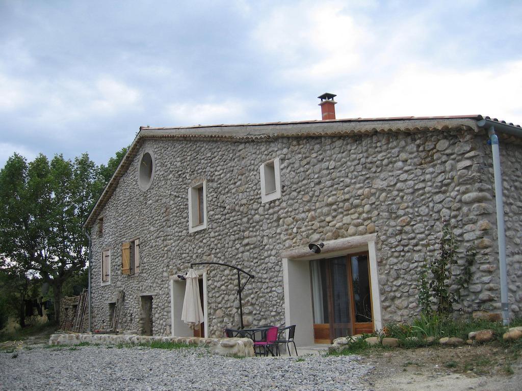 Les Gites D'Eliane Laragne-Monteglin Exterior foto